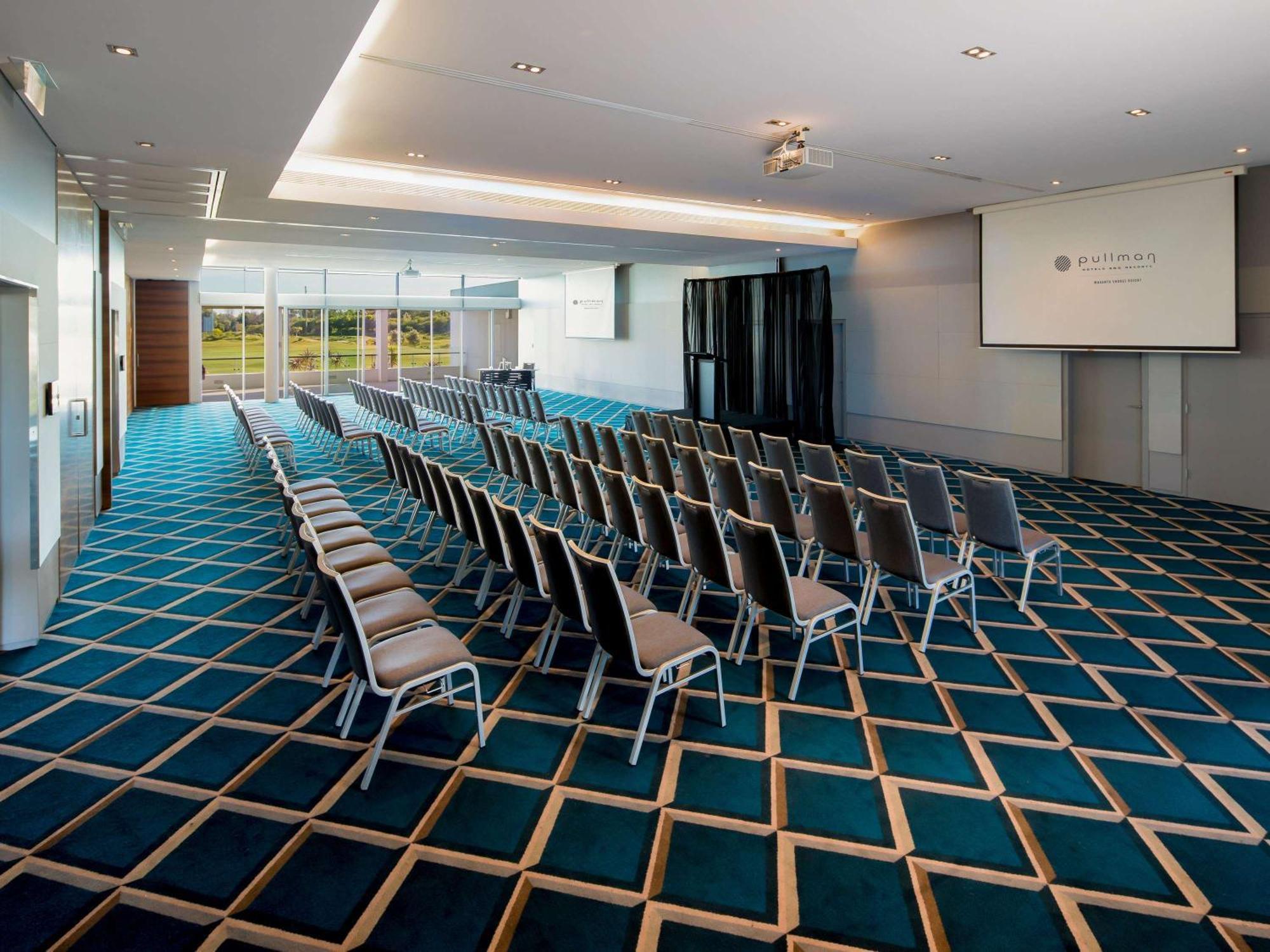 Pullman Magenta Shores Resort Entrance Eksteriør bilde The Auditorium